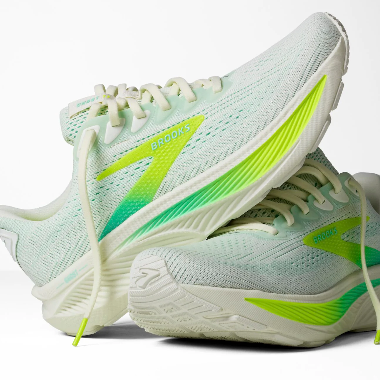 Brooks Women's Ghost 17 - Image 16