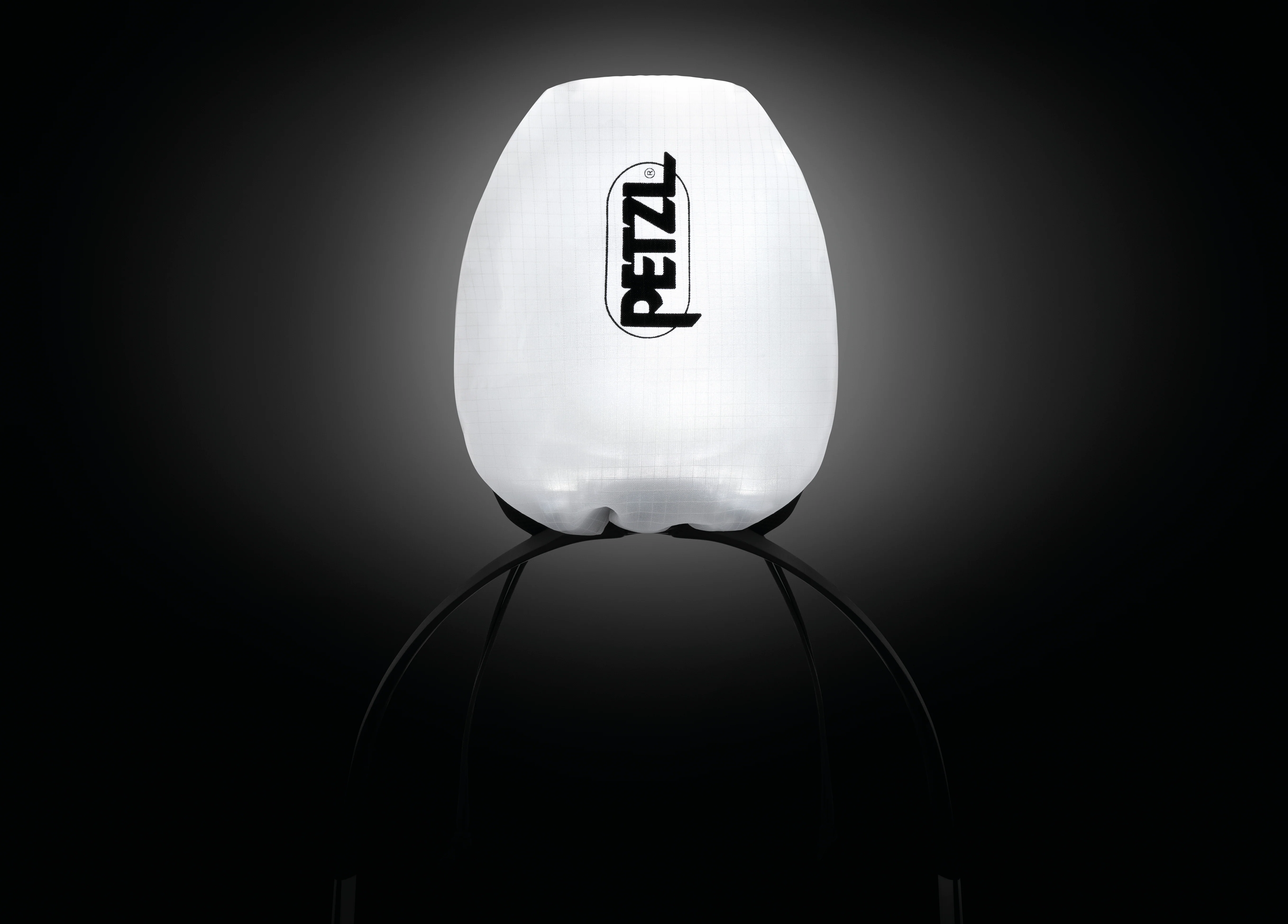 Petzl Iko Core Headtorch - Image 4