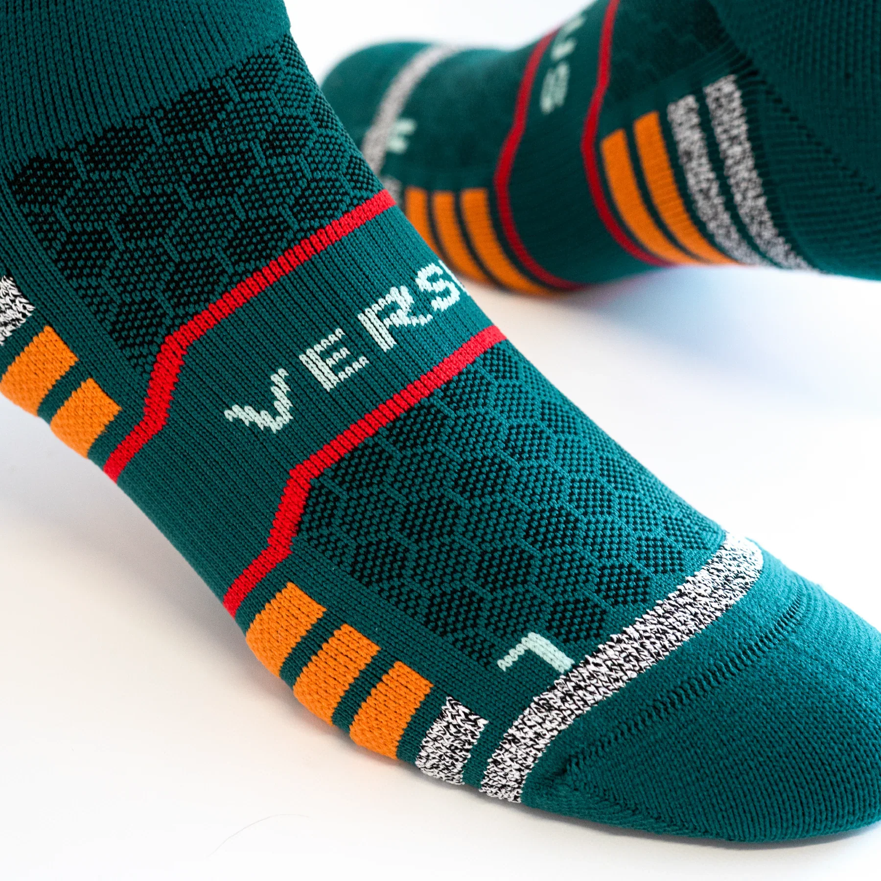 Versus Dusk Trail Run Crew Socks - Image 6